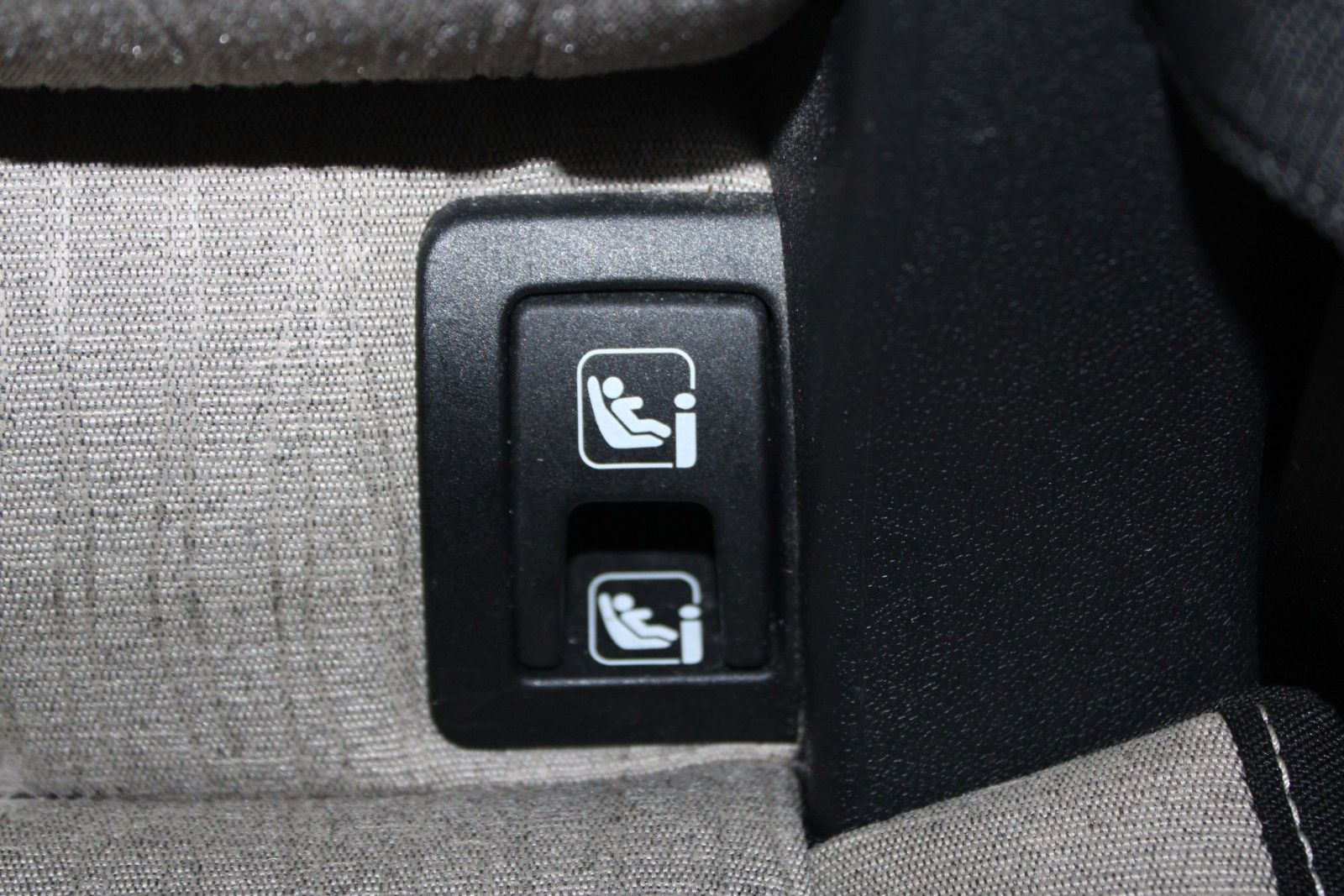 Fahrzeugabbildung SKODA Karoq 1.5 TSI ACT DSG Style LED AHK NAVI WinterP