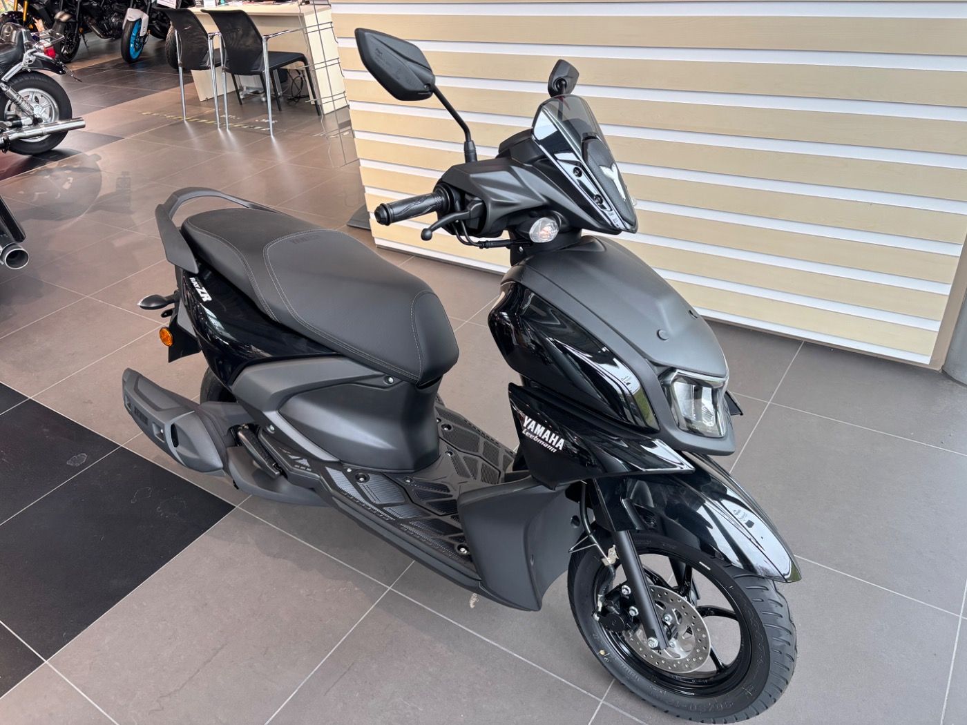 Fahrzeugabbildung Yamaha Rayzr 125 2025