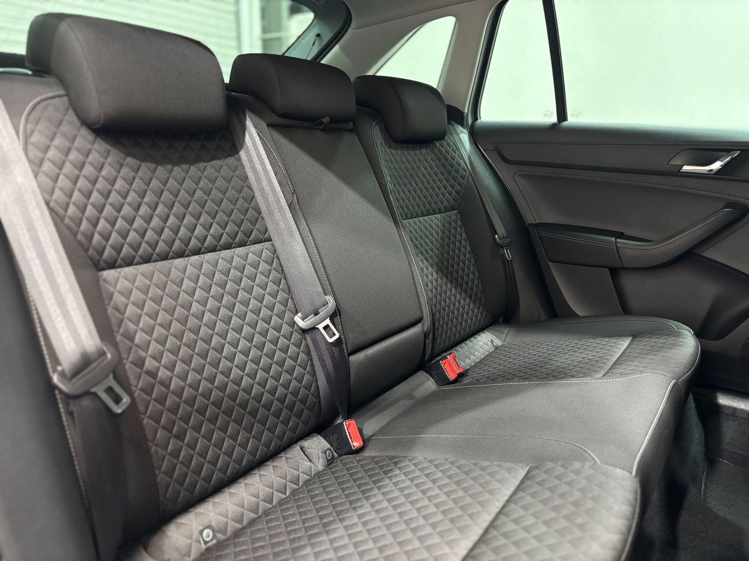 Fahrzeugabbildung SKODA Rapid/Spaceback Xenon#Kamera#Navi#DAB