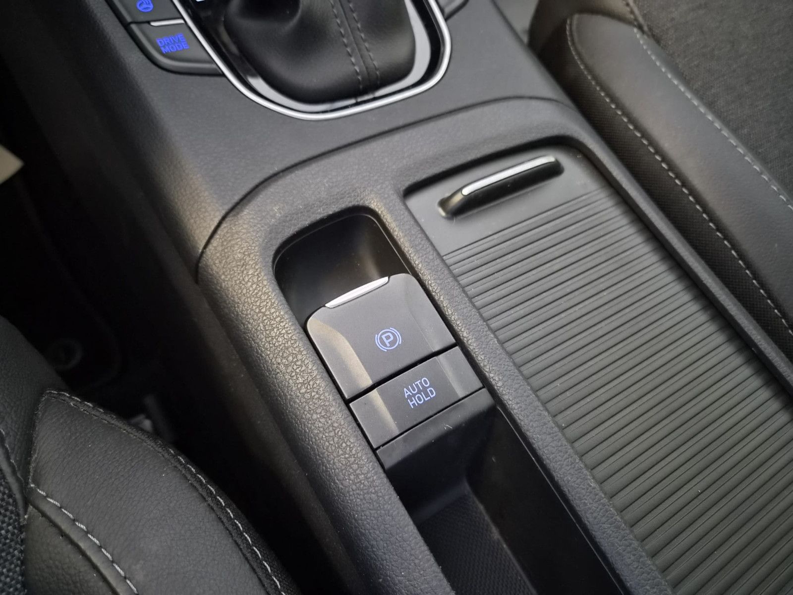 Fahrzeugabbildung Hyundai i30 Prime Mild-Hybrid / KAMERA / 1. HAND