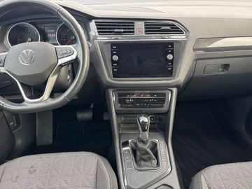 Volkswagen Tiguan - 12