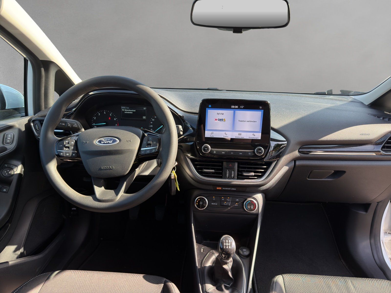 Fahrzeugabbildung Ford Fiesta 1.1 Cool & Connect TEMPOMAT/PDC/KLIMA/DAB