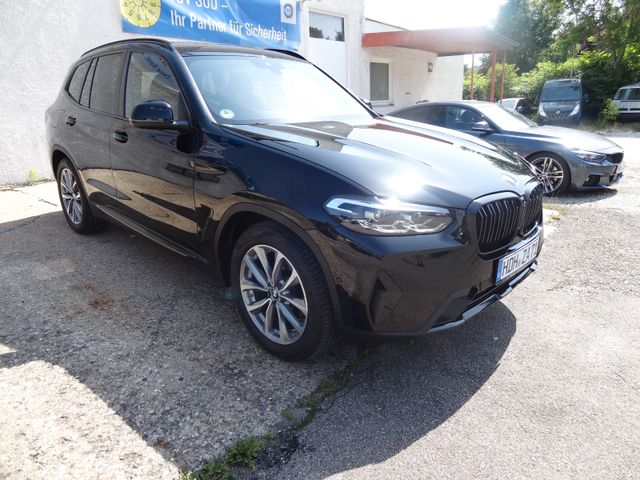 Fahrzeugabbildung BMW X3 xDrive 20d/Virtual/1.Hd/Kamera/Leder/Navi/