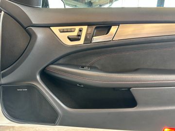MYAUTOCENTER – Gebraucht- und Jahreswagen mit Werkstattservice in Pfaffenhofen Mercedes-Benz C 250 *MEMORY*HarmanKardon*2-ZONEN*NAV*SPORT*