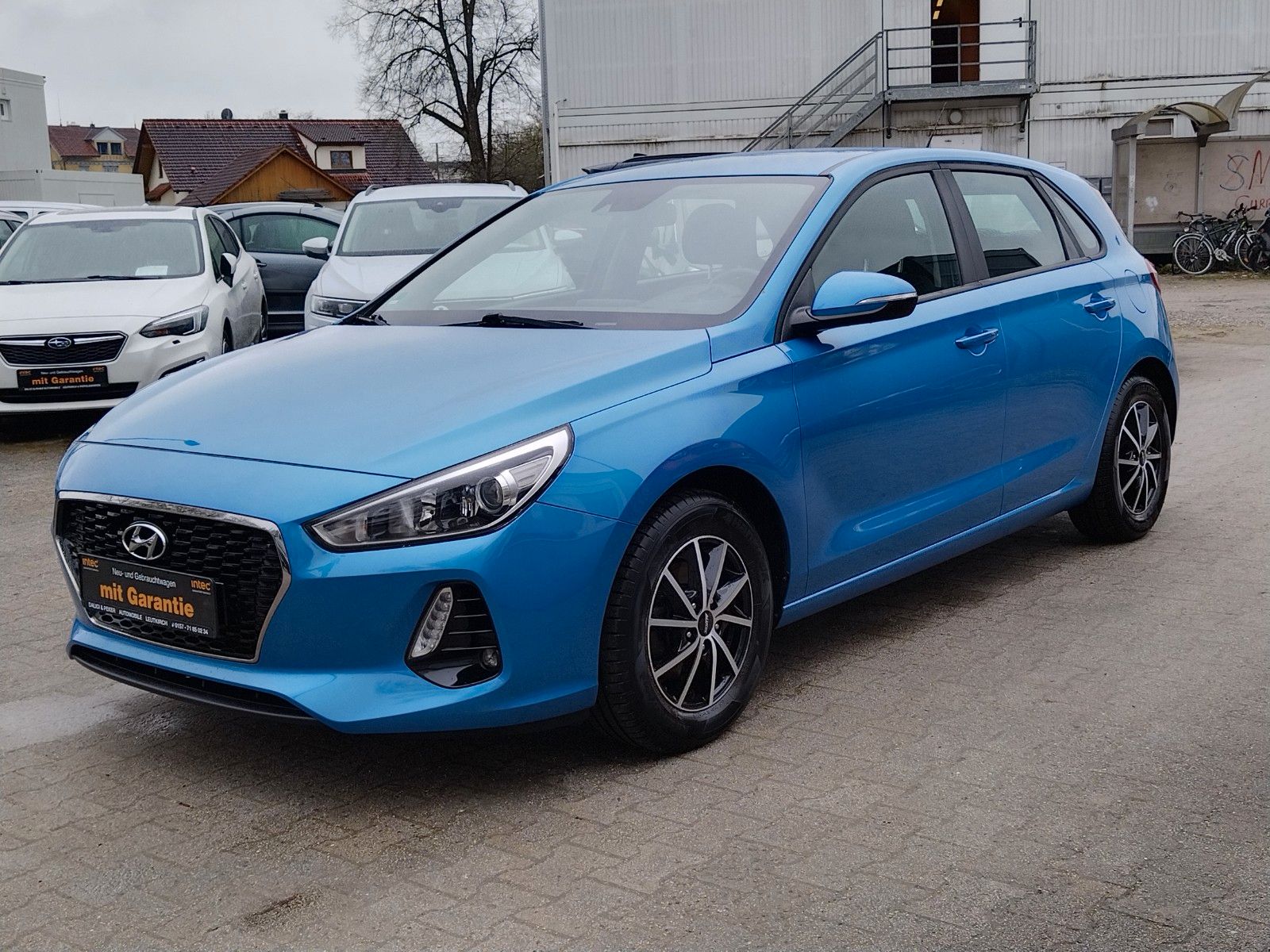 HYUNDAI i30