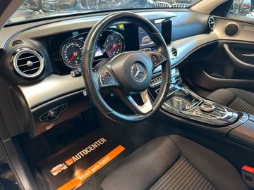 MYAUTOCENTER – Gebraucht- und Jahreswagen mit Werkstattservice in Pfaffenhofen Mercedes-Benz E 200 d *LED*Kamera*PDC*