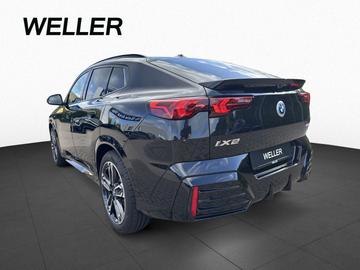 2025 BMW IX2 照片 6