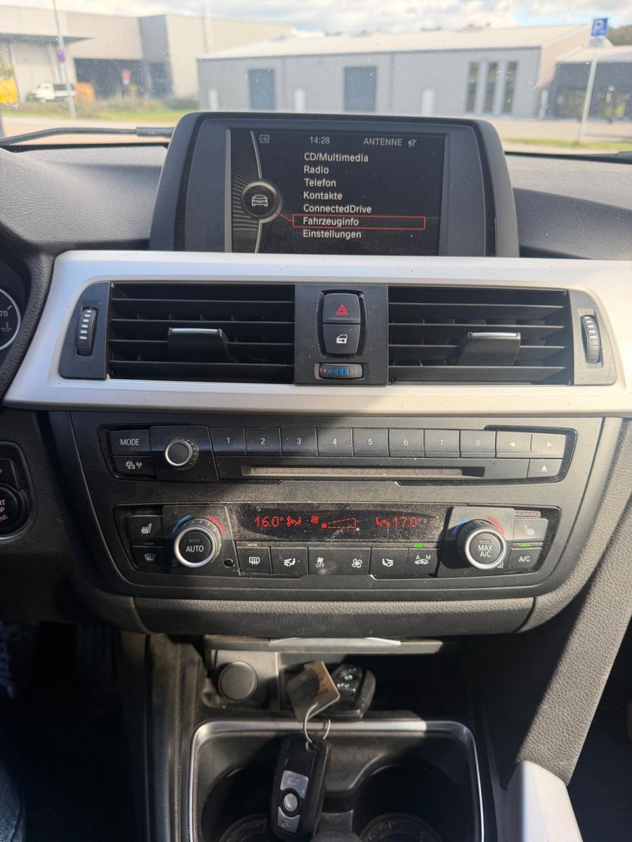 BMW 316 2014 — photo 12