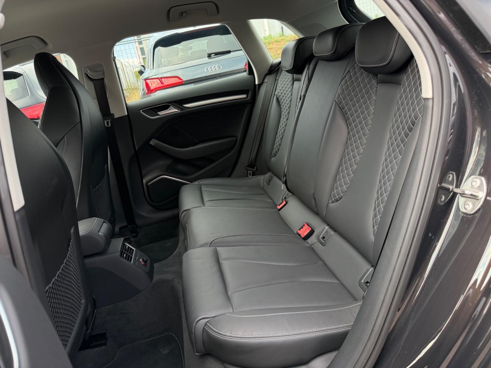 Audi S3 Sportback 2.0 TFSI Quattro 300 ch / B&O / Matrix LED / Magnetic Ride