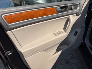 Volkswagen Touareg - 6