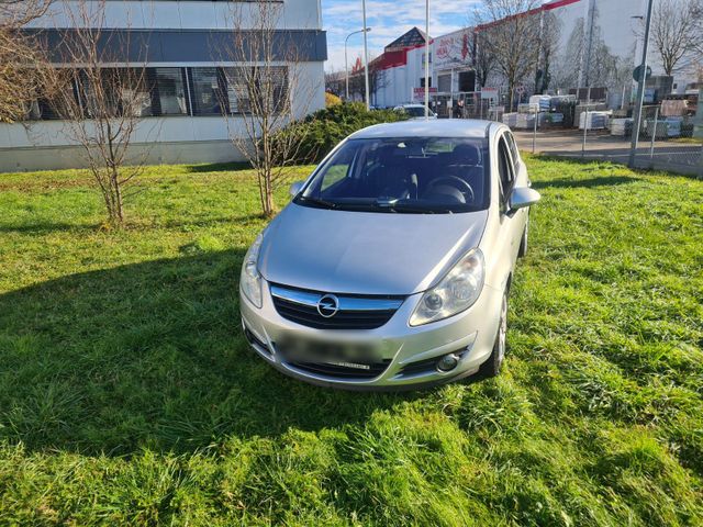 Opel Corsa D 1.4 16 2009