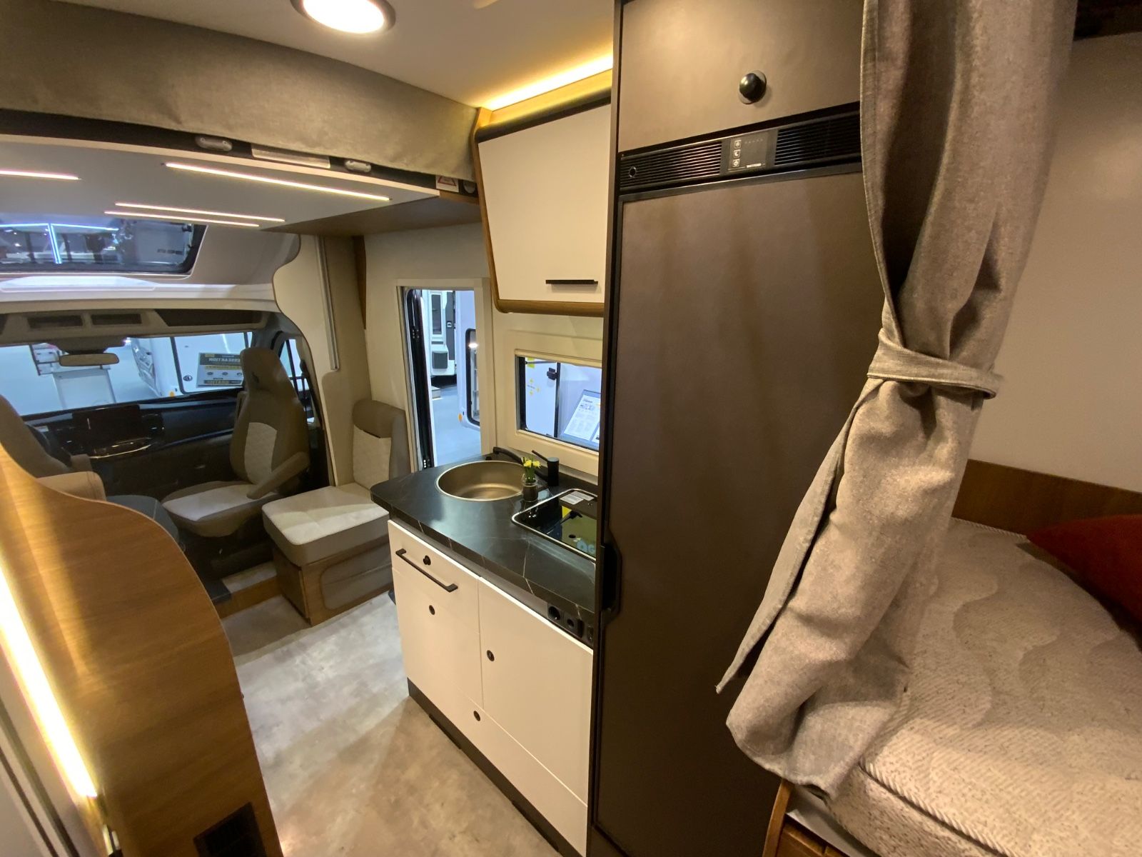 Fahrzeugabbildung Benimar T 461 ** neuer Grundriss**