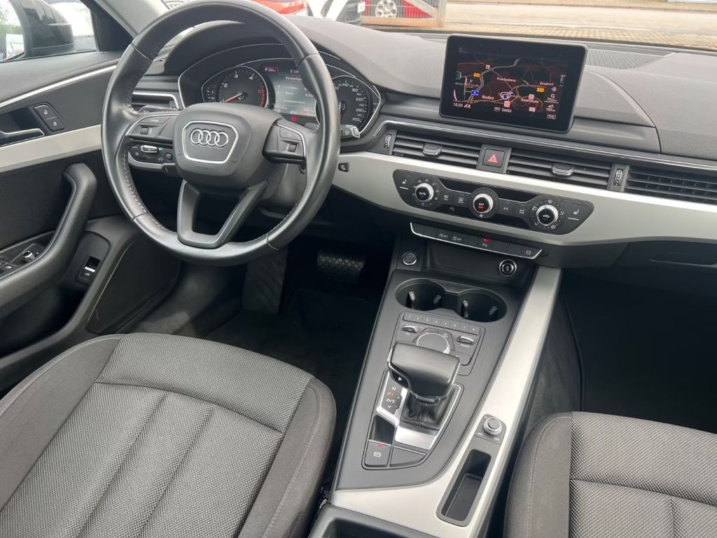 AUDI A4 35 TDI Avant NAVI, SHZ,GRA,PDC,LED,ESP Klima AUDI A4 35 TDI Avant NAVI, SHZ,GRA,PDC,LED,ESP Klima