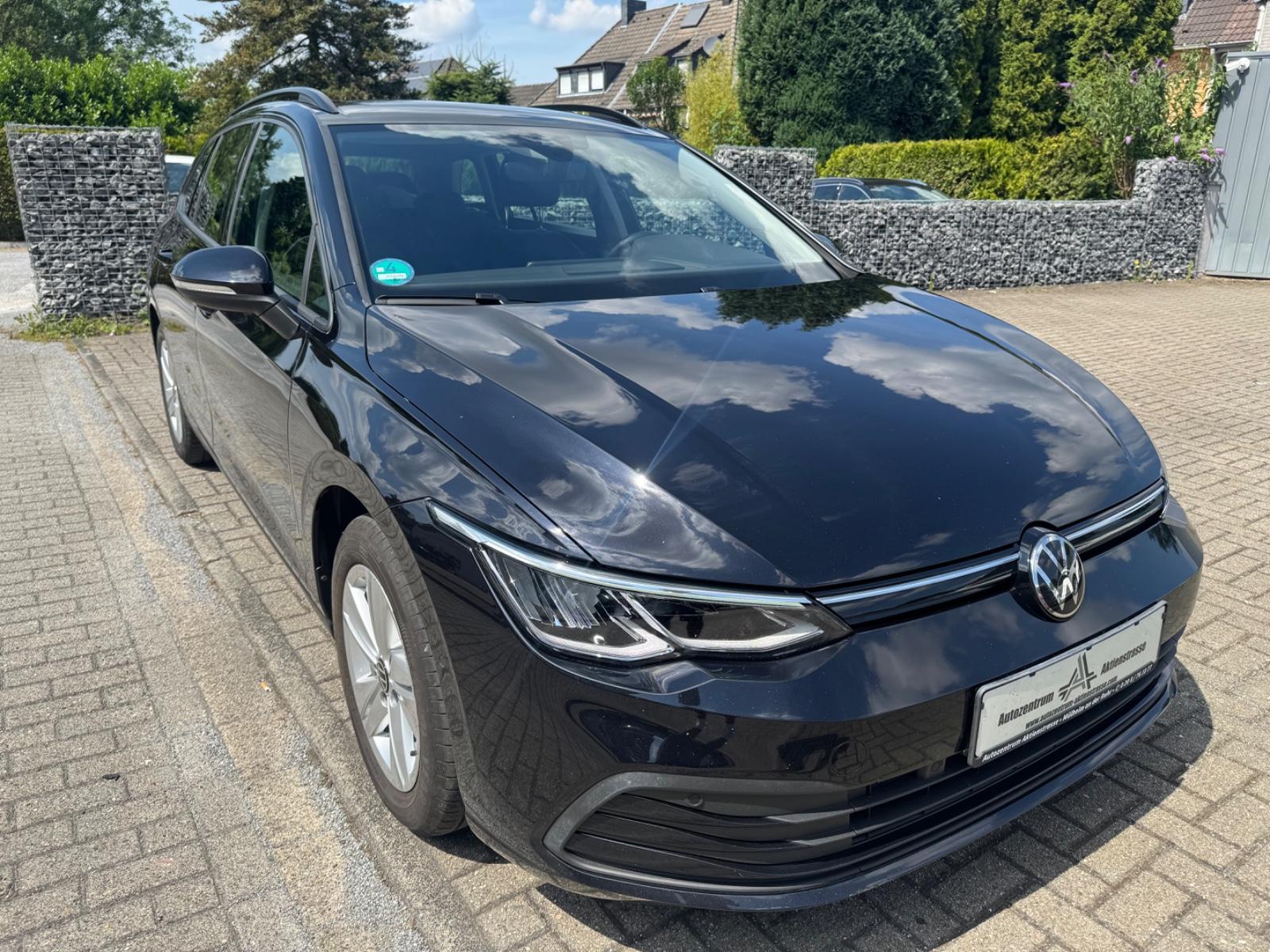Volkswagen Golf VIII App Conect Alu Felgen PDC ACC