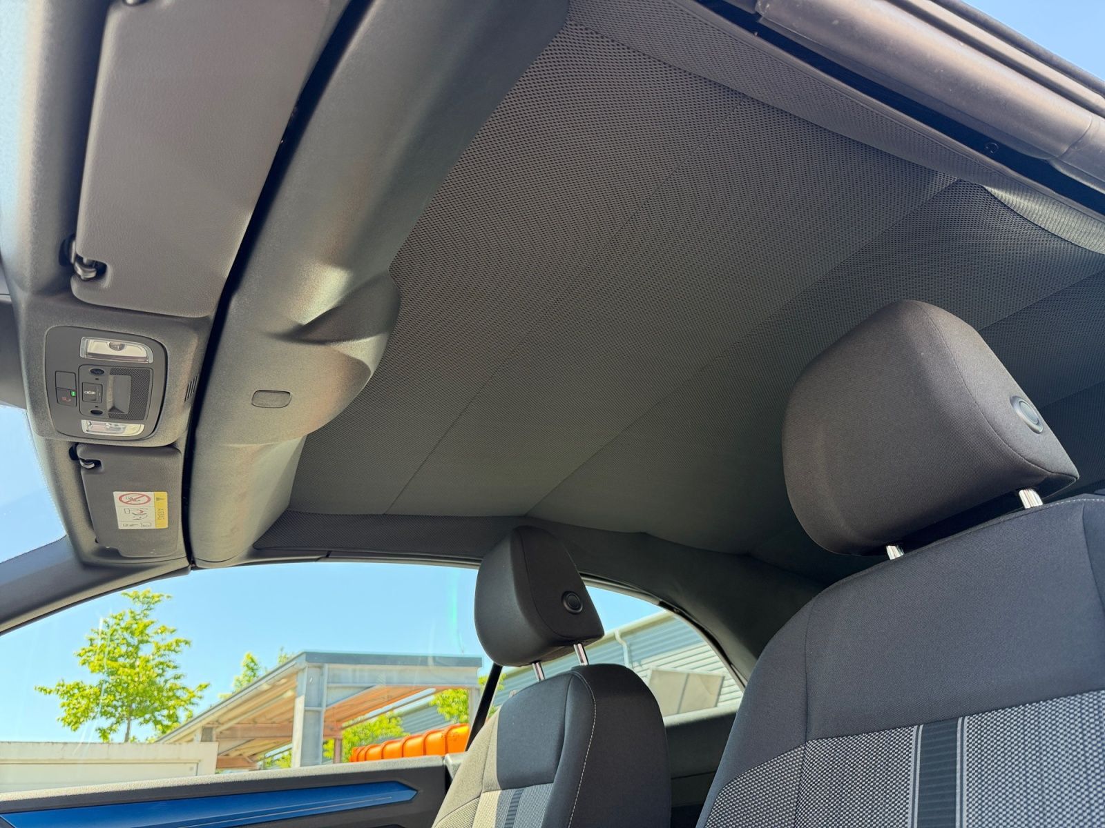 Volkswagen T-Roc - Bild 17