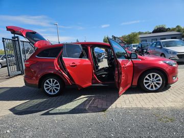 Ford Focus - 12