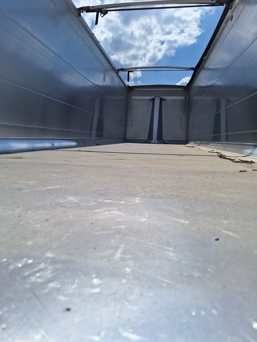 Fahrzeugabbildung Benalu Bulkliner S 95  50m³ Kombiklappe