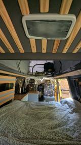 Volkswagen VW T6 Camper mit Aufstelldach, langer Radstand - Volkswagen gelb