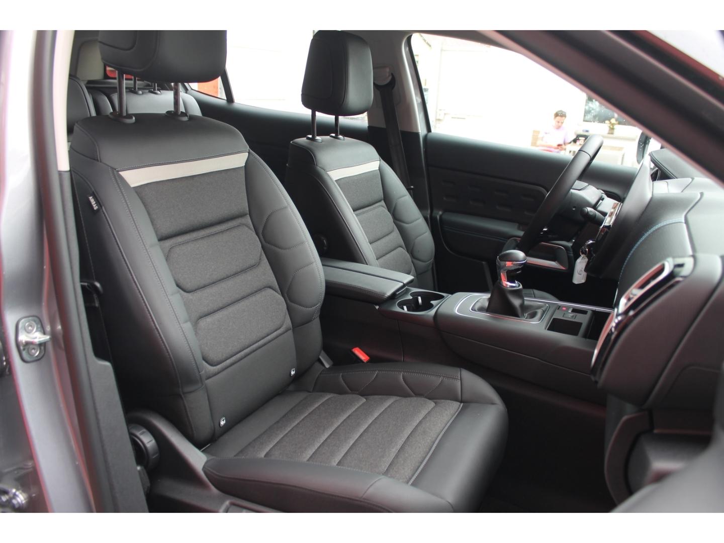 Citroën C5 Aircross YOU PT130 Navi Shz DAB PDC LED Apple