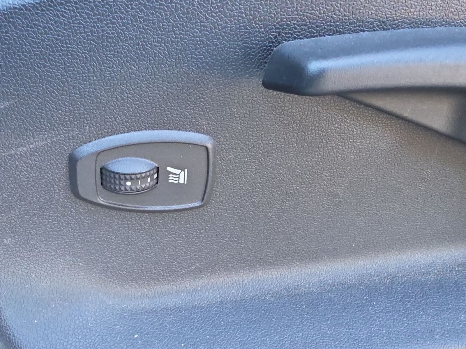 Fahrzeugabbildung Renault Scenic III Xmod Paris