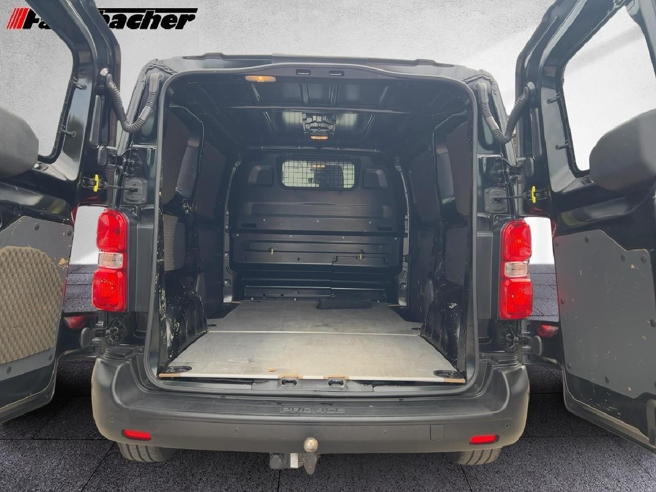 Fahrzeugabbildung Toyota Proace L1 Kasten 2,0 Meister A/T AHK EPH+CAM *