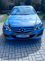 Mercedes-Benz Mercedes Benz E250 Bluetec - Mercedes-Benz E 250 mit Diesel-Antrieb: Limousine