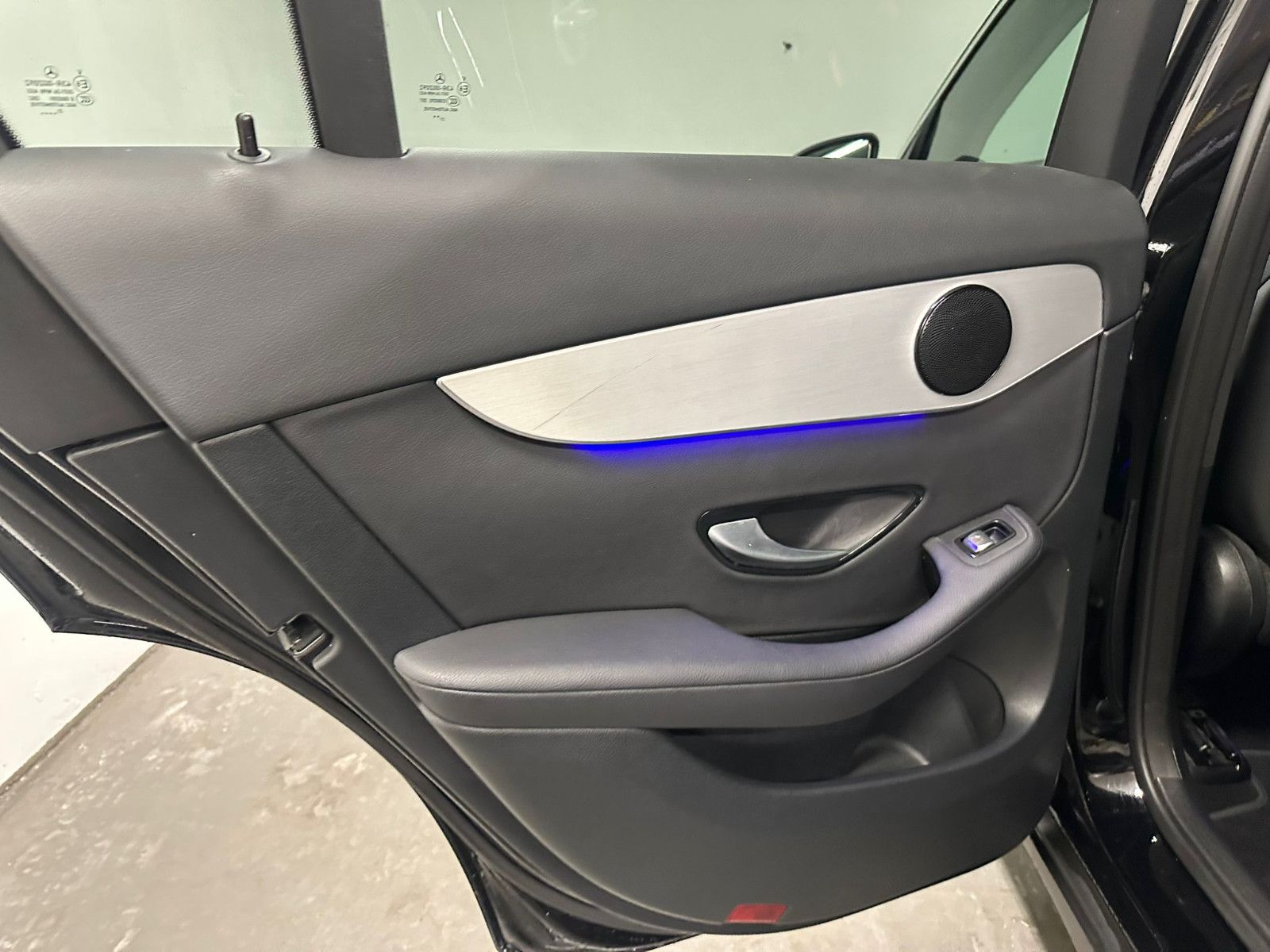 Fahrzeugabbildung Mercedes-Benz GLC 220 d 4MATIC Autom *DISTRO*AHK*360*NAVI*PANO