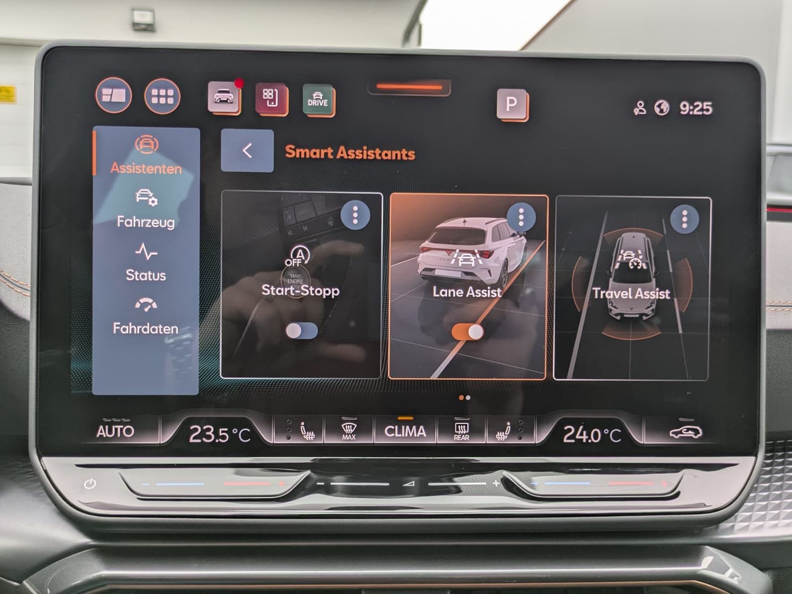 Fahrzeugabbildung CUPRA Leon 1.5 eTSI EDGE MATRIX*ACC*KAM*18"5JGARANTIE