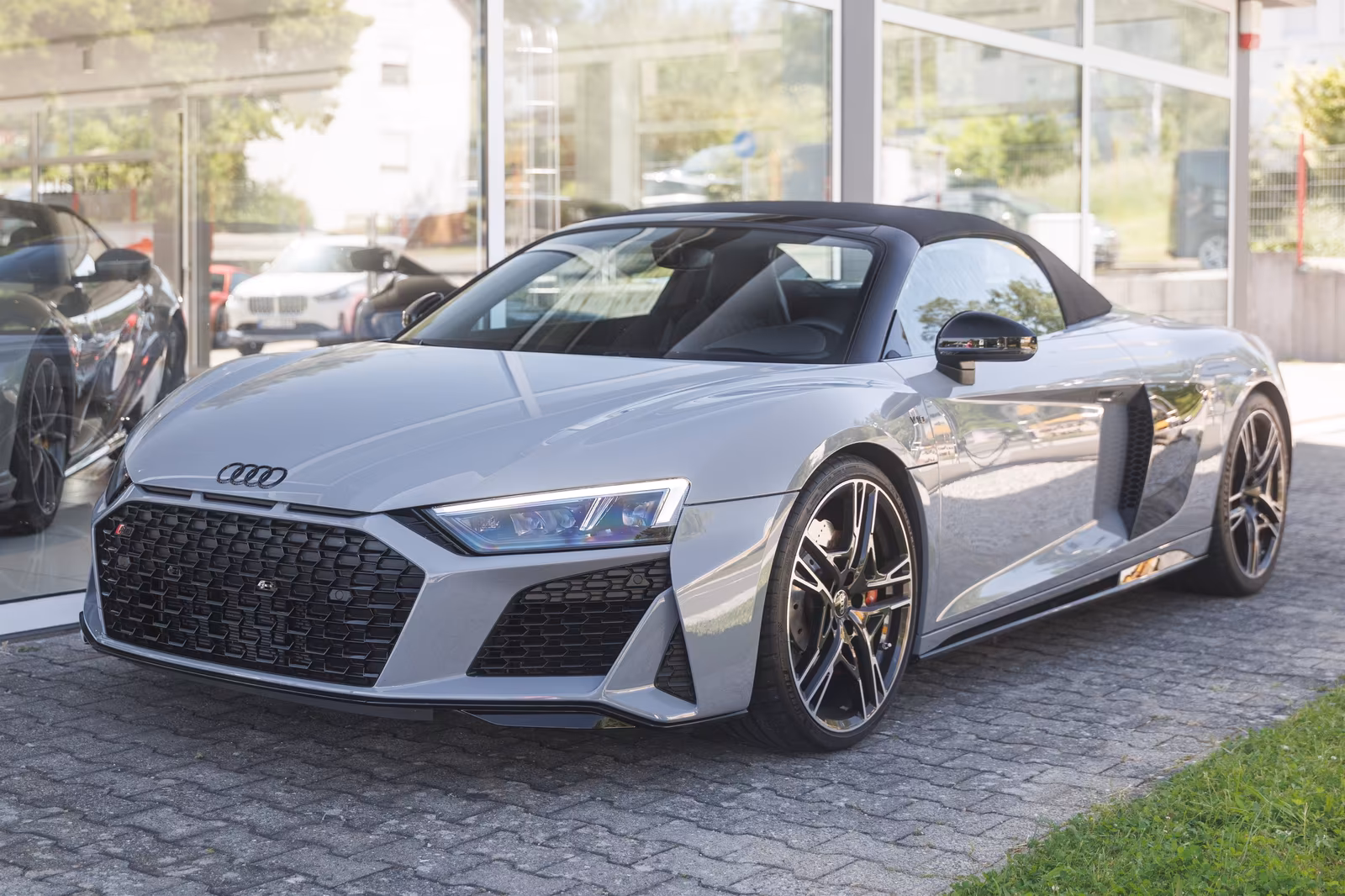 Audi R8 Spyder V10 performance RWD S tronic