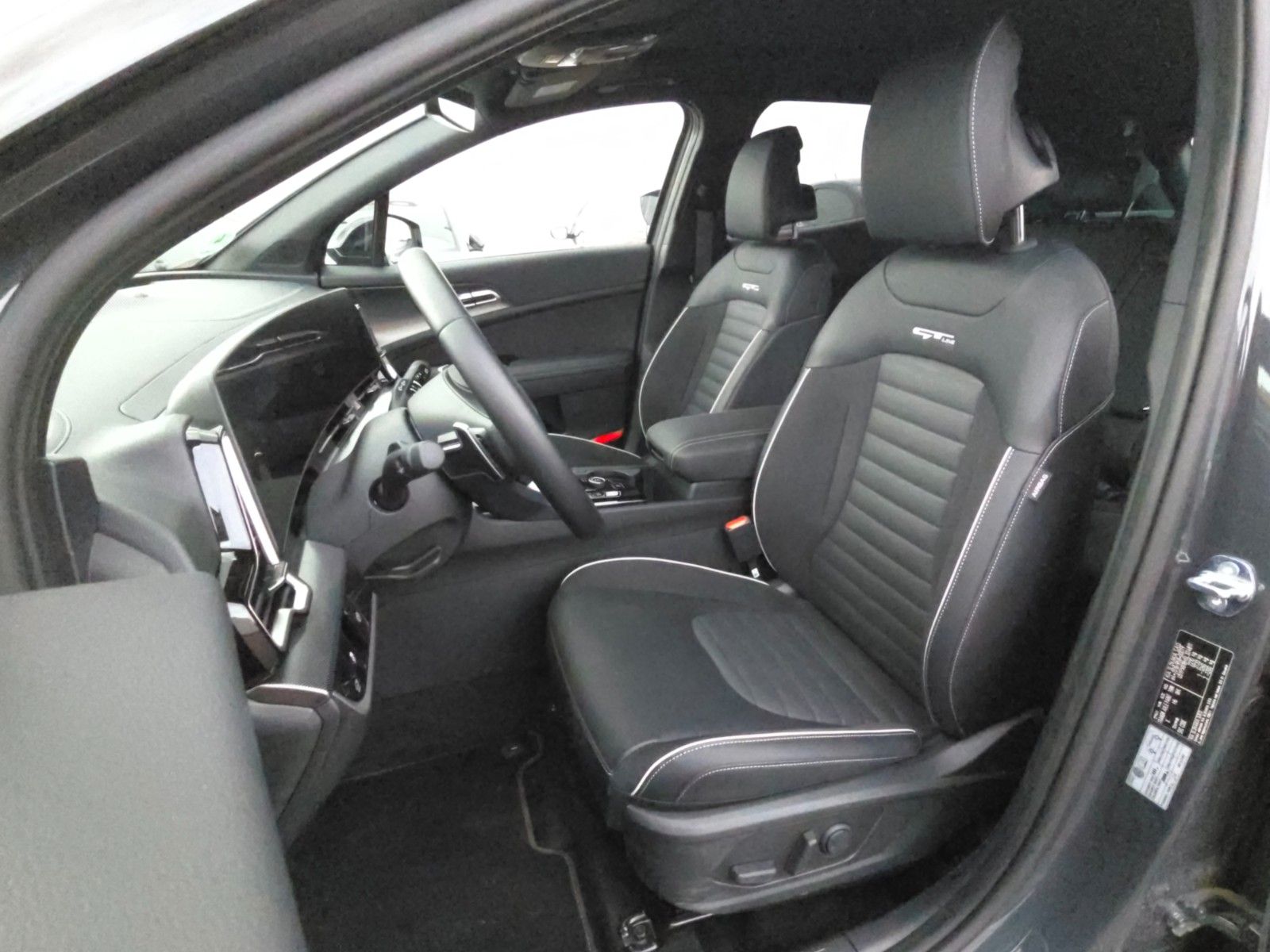 Fahrzeugabbildung Kia Sportage 1.6 T-GDI Plug-in Hybrid Auto 4WD