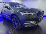 Volvo XC60 Inscription PANO VRTUAL HUD H&K LED AHK CAM - Volvo XC60 in Duisburg