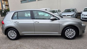 Volkswagen Golf - 5
