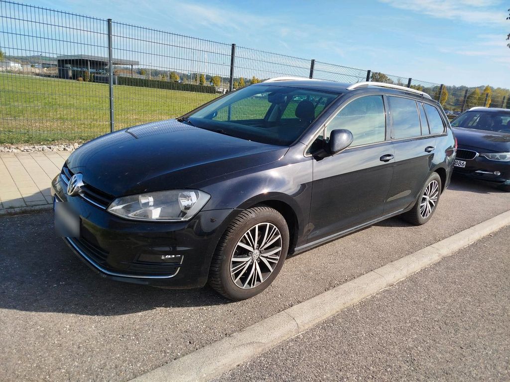 Image of Volkswagen Golf