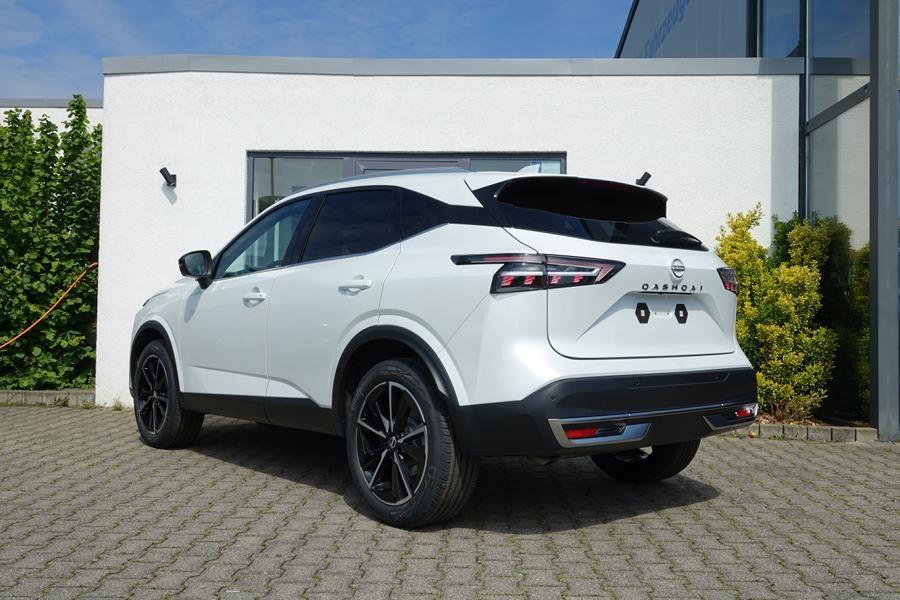 Nissan Qashqai TEKNA 158PS Xtronic +Panoramadach SOFORT