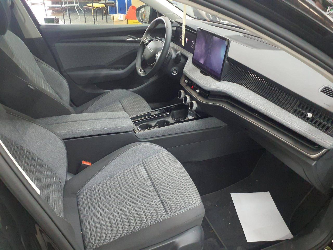 Skoda Superb - Bild 6