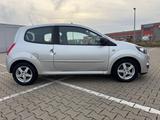Renault Twingo Paris - Renault Twingo Paris mit Benzin-Antrieb
