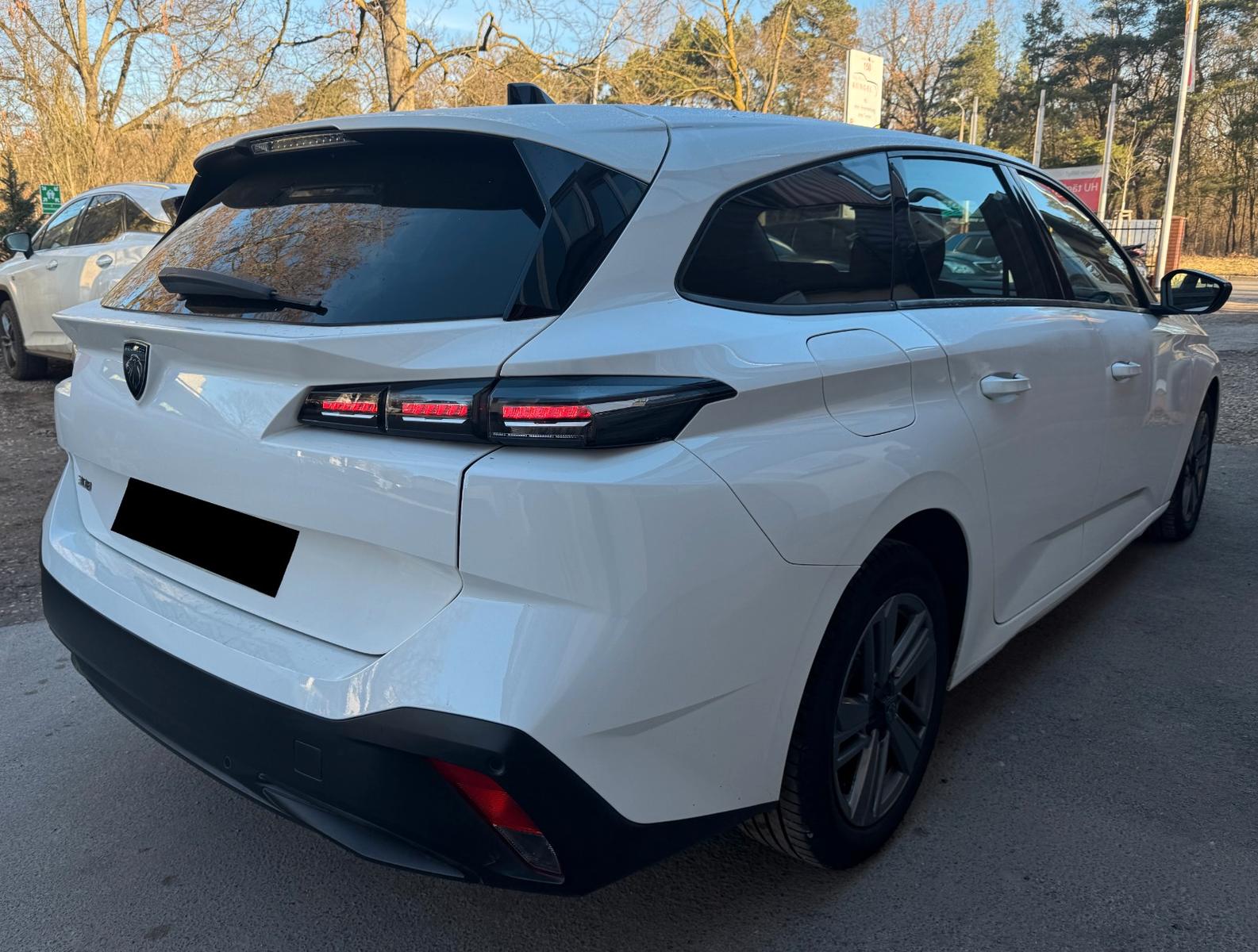 Peugeot 308 SW 130 BlueHDi, 8900,- netto Export