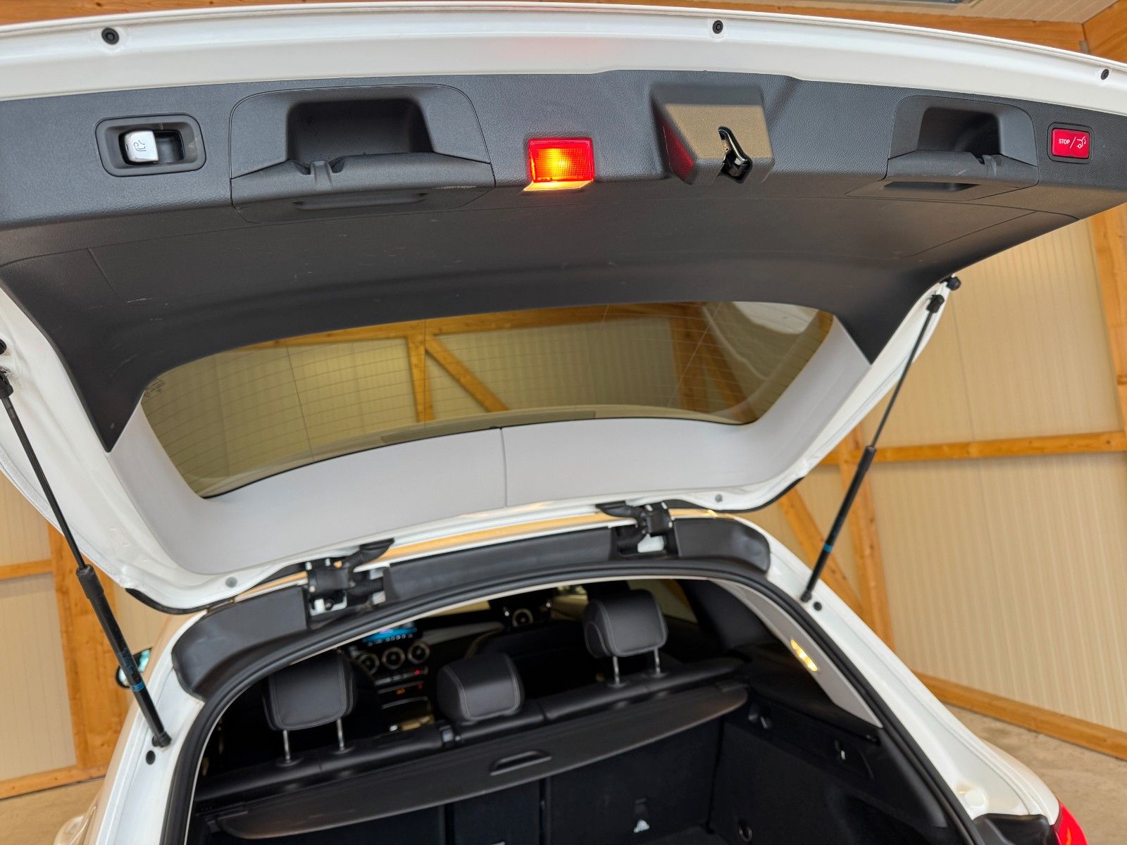 Mercedes-Benz GLC 220 d 4M,LED,AHK,Standhzg,Distro,360°,Spur foto 8