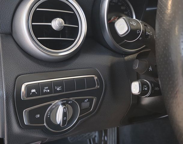 MERCEDES-BENZ C 220 — Foto 17