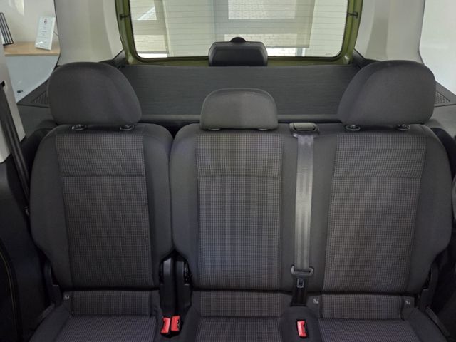 Caddy 2.0 TDI LED NAV APP STH AHK KAM