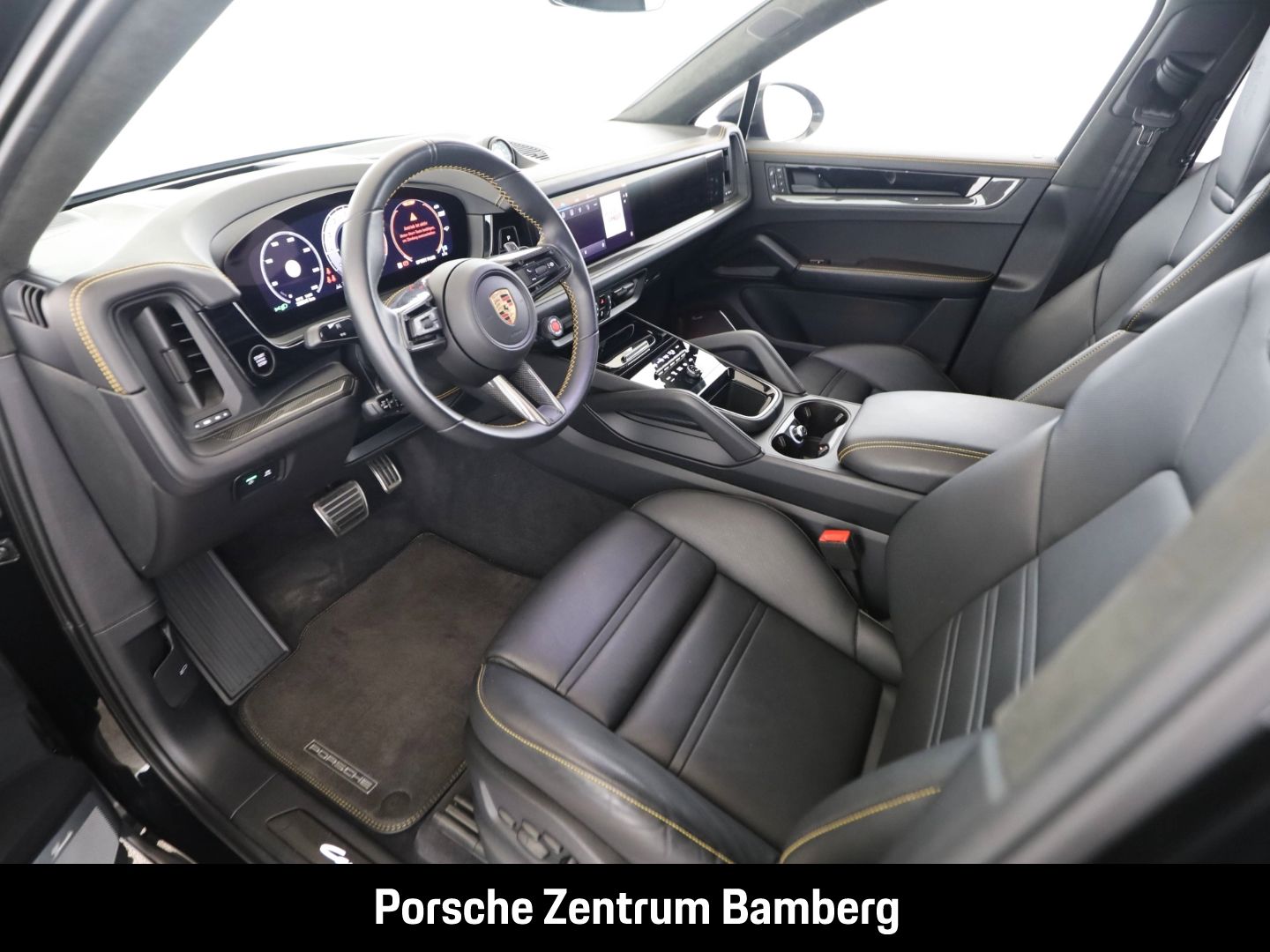 Porsche Cayenne Turbo E-Hyb. Coupe m. GT-Paket PDCC Bu foto 4