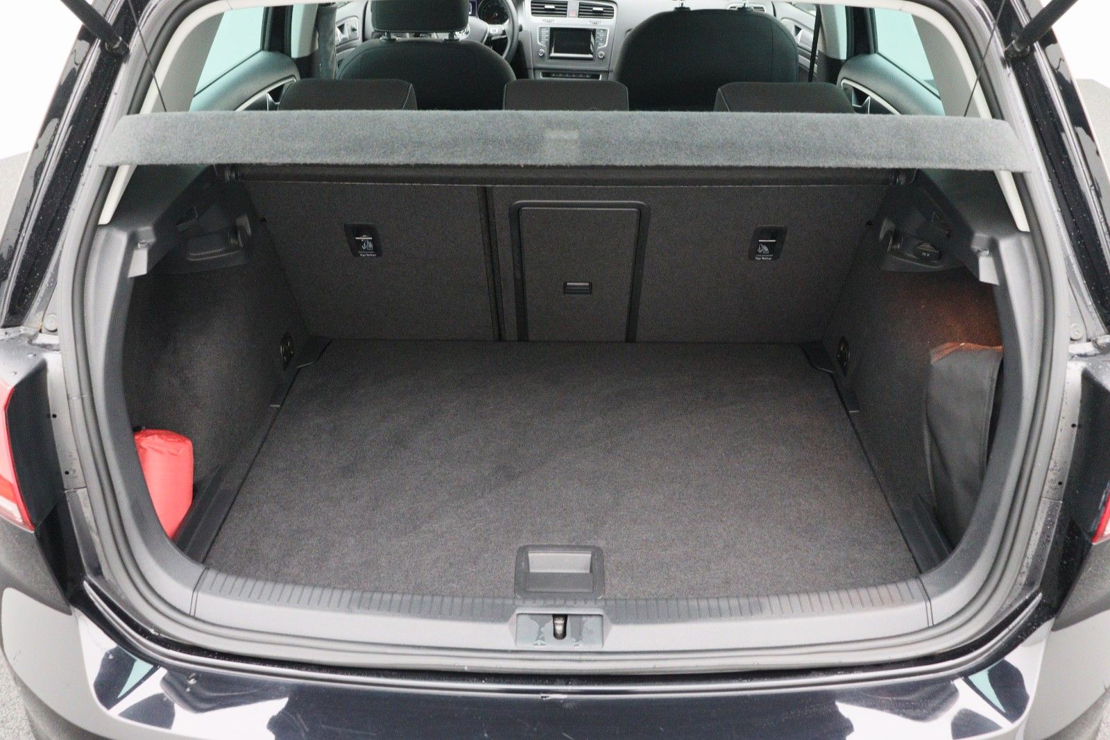 Fahrzeugabbildung Volkswagen Golf VII 1.4 Comfortline BMT DSG PDC NAVI