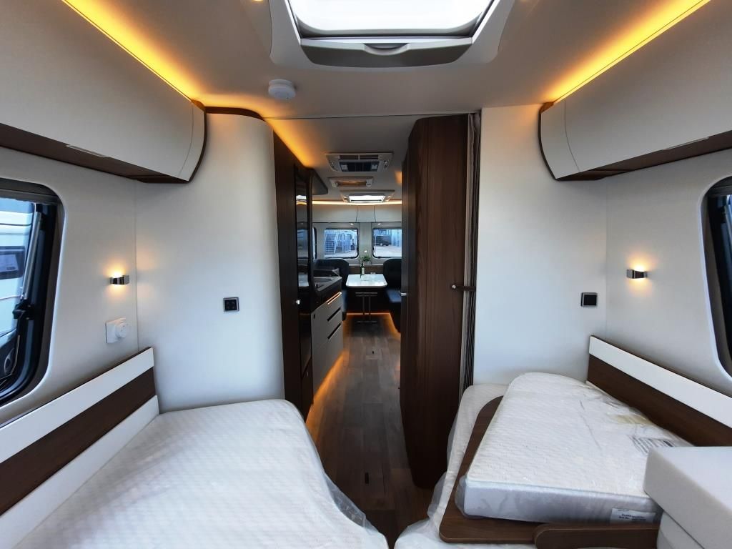 Fahrzeugabbildung HYMER / ERIBA / HYMERCAR Touring 820 Verfüg./Sparen Sie 31.910,- €