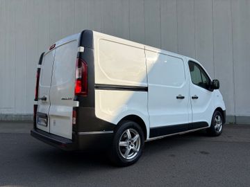 Renault Trafic - 8