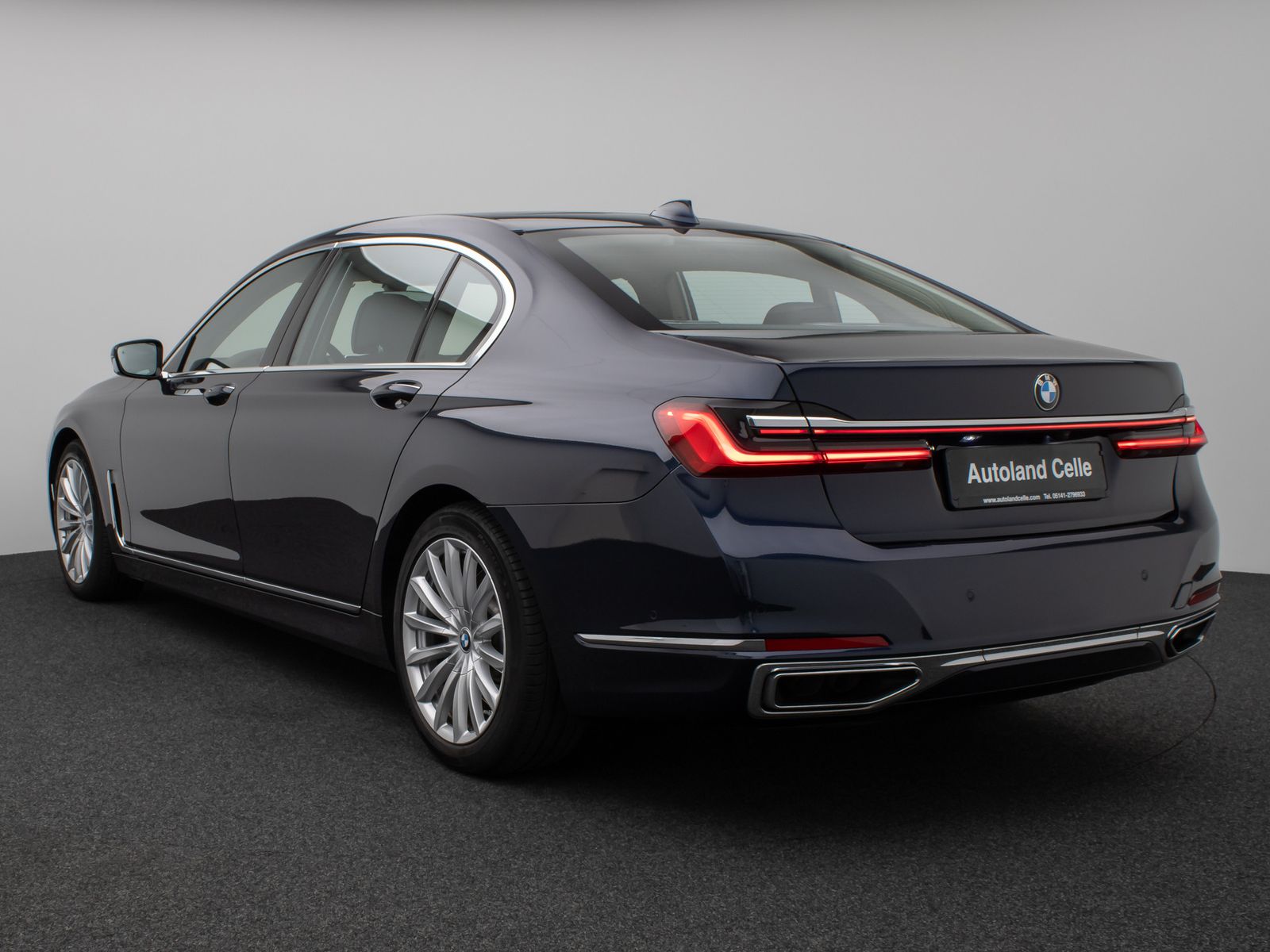 Fahrzeugabbildung BMW 750Li xD 360°Panorama Laser HUD H/K Massage ACC