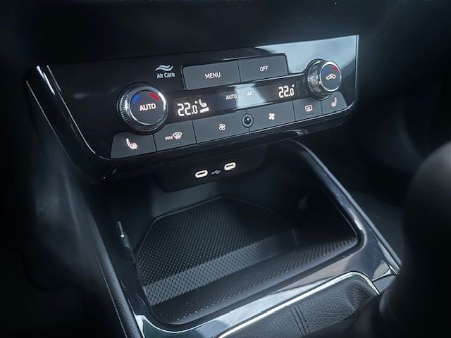 Fabia Selection 1.0 TSI DSG KAMERA;SHZ;LED;PDC