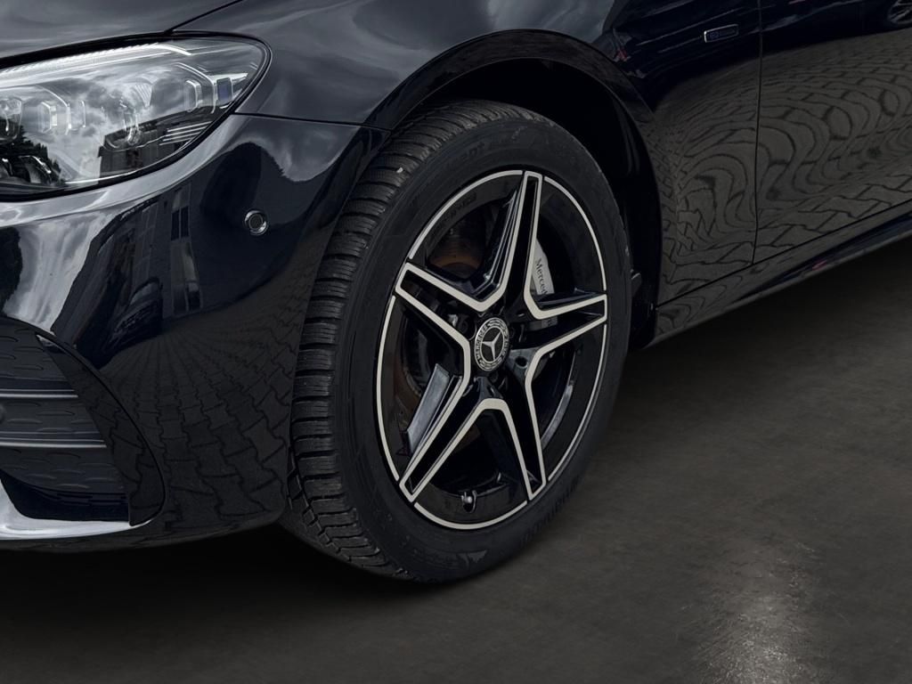 Fahrzeugabbildung Mercedes-Benz E 300 de T 4M AMG AHK ACC HUD Sitzklima Burmest.