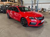 Skoda Octavia Combi RS 245 - Skoda Octavia: Rot, RS