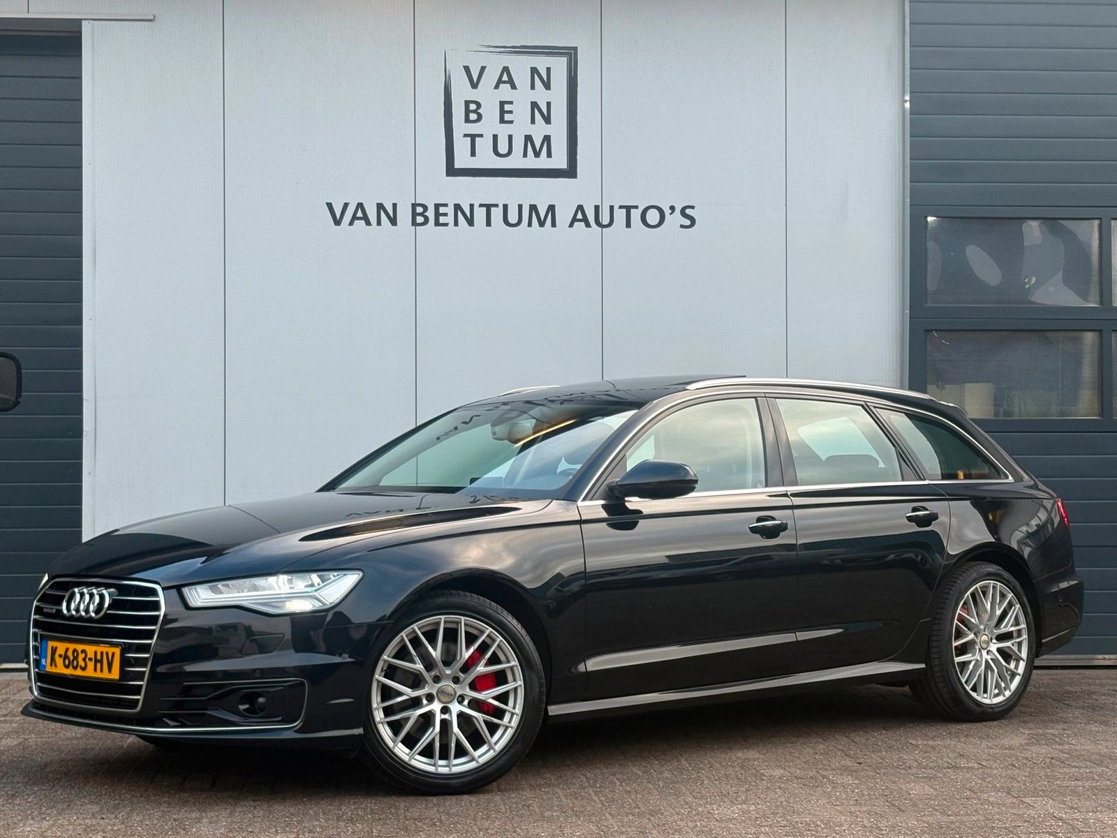 Audi A6 - 1