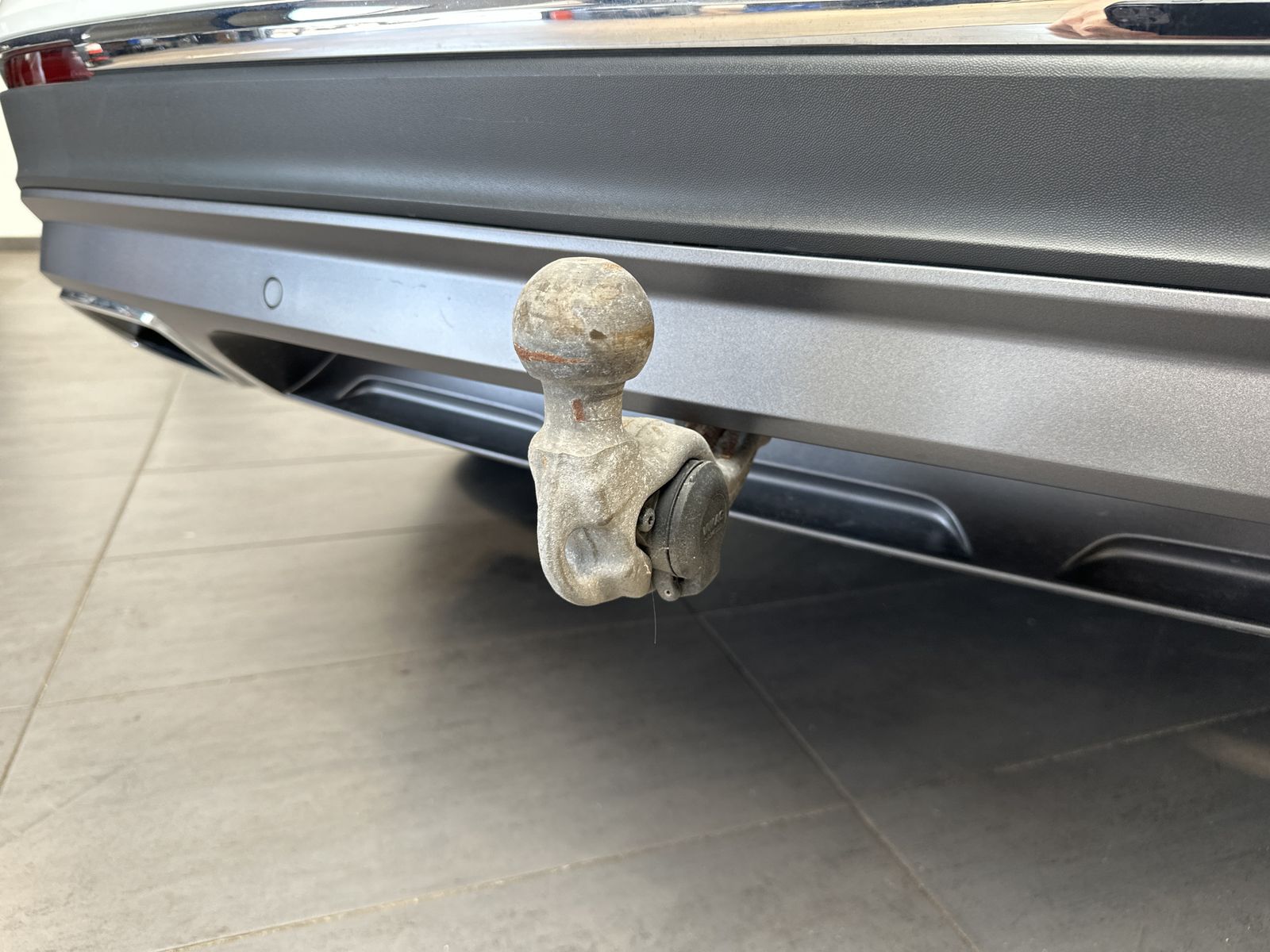 Fahrzeugabbildung Volkswagen Tiguan Allspace 2.0 TDI HL 4M NAV+LED+AHK+PANORA